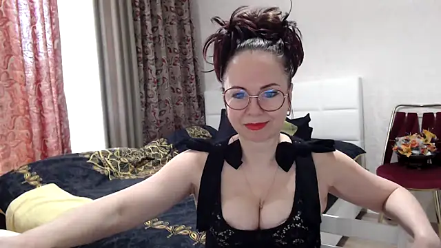 Snapshot of Arisa5000 chatting on February 2026 06:57:02 AM Arisa5000 online show from February 2026 06:57:02 AM