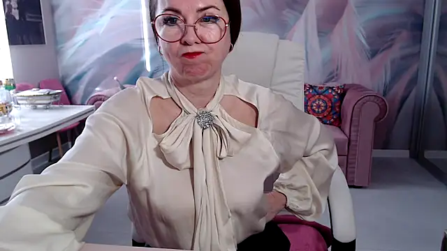 Arisa5000 online show from November 2025 06:40:02 AM