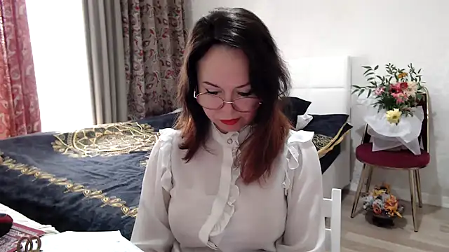 Snapshot of Arisa5000 chatting on February 2026 07:08:02 AM Arisa5000 online show from February 2026 07:08:02 AM