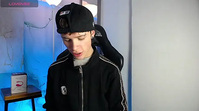 Snapshot of JackFrosst chatting on March 2026 12:27:01 PM JackFrosst online show from March 2026 12:27:01 PM