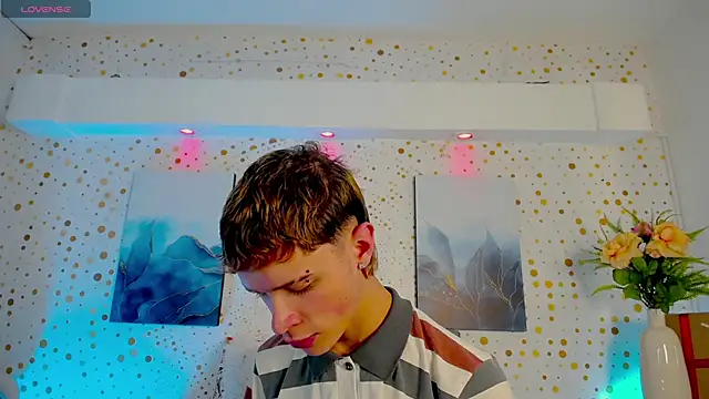 Snapshot of JackFrosst chatting on January 2026 11:58:01 AM JackFrosst online show from January 2026 11:58:01 AM