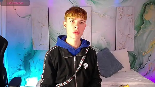 Snapshot of JackFrosst chatting on April 2026 12:41:02 PM JackFrosst online show from April 2026 12:41:02 PM