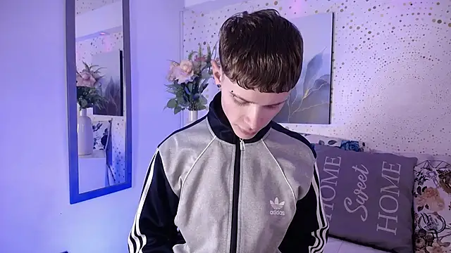 Snapshot of JackFrosst chatting on February 2026 12:05:01 PM JackFrosst online show from February 2026 12:05:01 PM