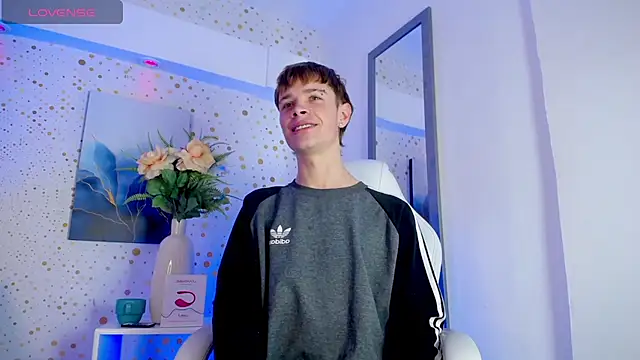 Snapshot of JackFrosst chatting on February 2026 11:41:01 AM JackFrosst online show from February 2026 11:41:01 AM