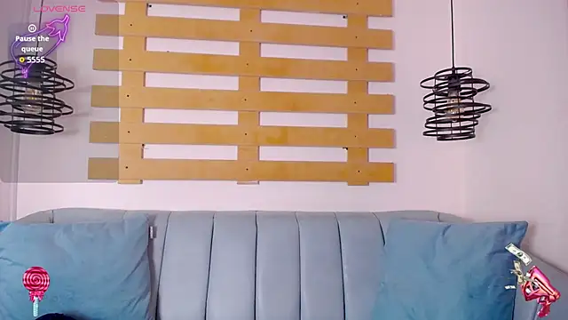 Snapshot of JackFrosst chatting on February 2026 12:11:01 PM JackFrosst online show from February 2026 12:11:01 PM