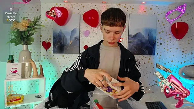 Snapshot of JackFrosst chatting on February 2026 12:12:01 PM JackFrosst online show from February 2026 12:12:01 PM