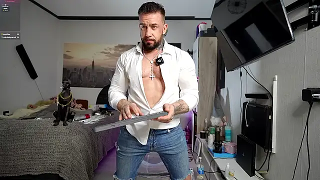 69littlebig69 online show from February 2026 01:00:01 PM