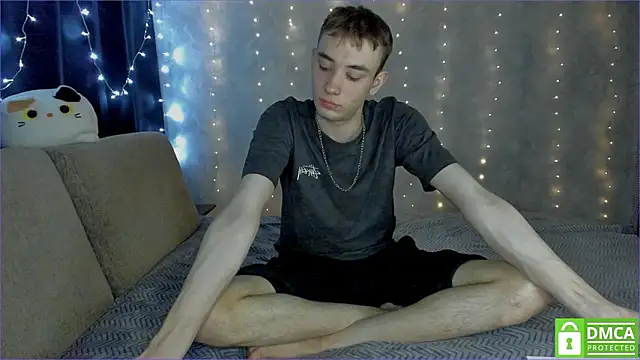 felixcurt69 online show from March 2026 06:55:01 PM