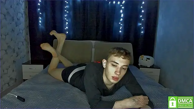felixcurt69 online show from March 2026 08:04:01 PM