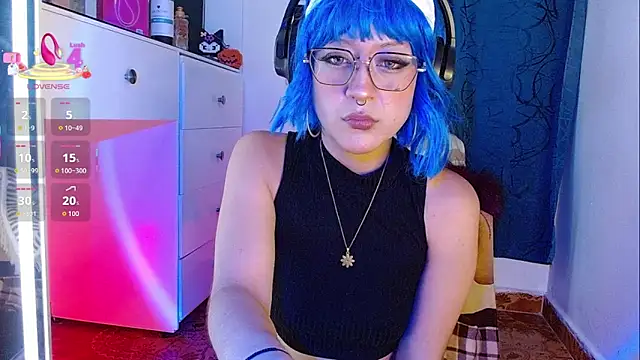 Snapshot of zora_blue777 chatting on December 2025 04:11:02 AM zora blue777 online show from December 2025 04:11:02 AM