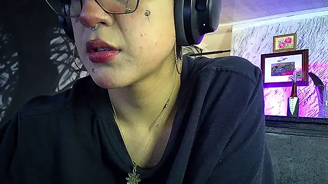 zora blue777 online show from February 2026 11:04:02 PM