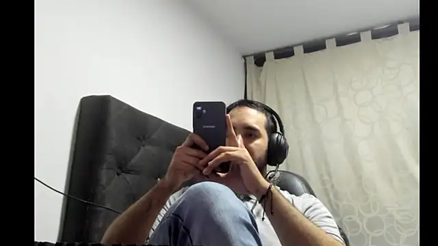 coolfriki online show from February 2026 10:09:01 PM