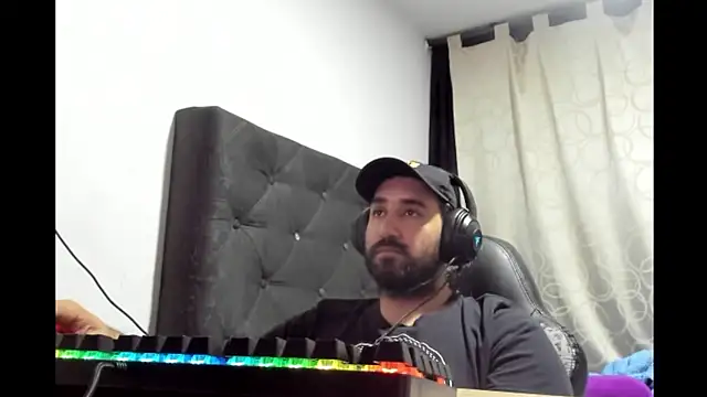 coolfriki online show from March 2026 11:44:01 AM