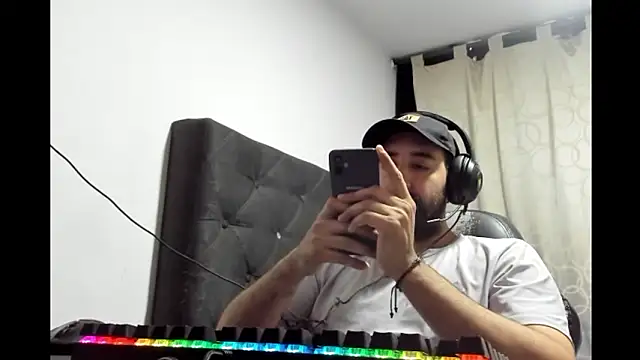 coolfriki online show from March 2026 08:10:01 PM