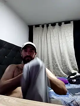 coolfriki online show from May 2026 10:58:01 PM