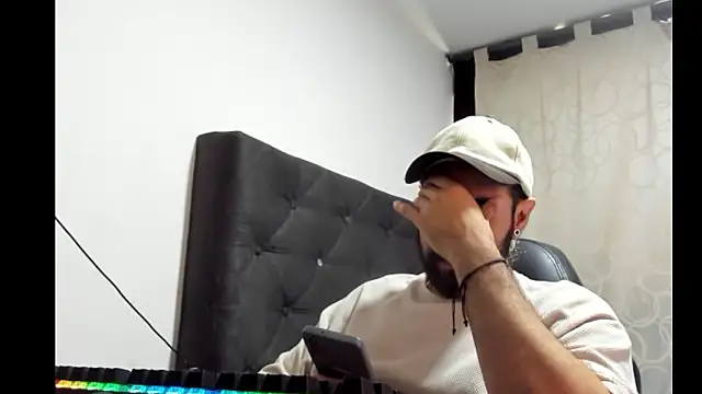 coolfriki online show from March 2026 09:44:02 PM