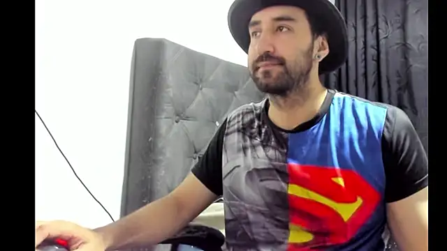 coolfriki online show from November 2025 02:51:02 AM