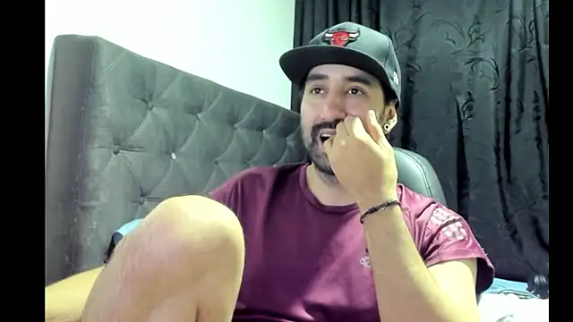 coolfriki online show from November 2025 07:01:02 AM