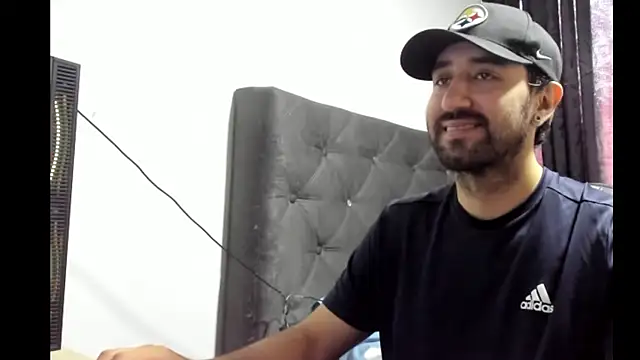 coolfriki online show from November 2025 02:55:01 PM