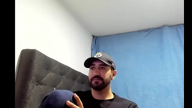 coolfriki online show from February 2026 04:12:02 AM