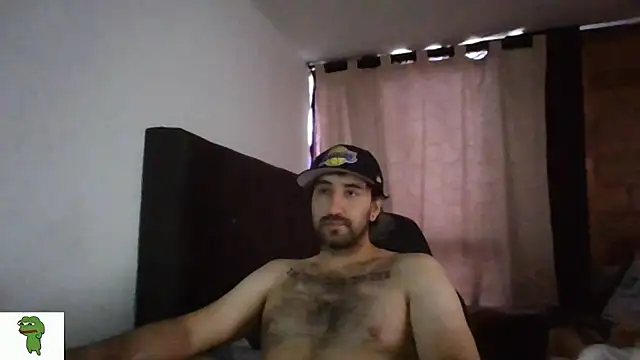 Snapshot of coolfriki chatting on July 2026 09:33:01 PM coolfriki online show from July 2026 09:33:01 PM