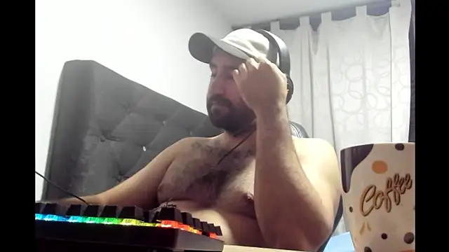 coolfriki online show from April 2026 07:15:01 AM