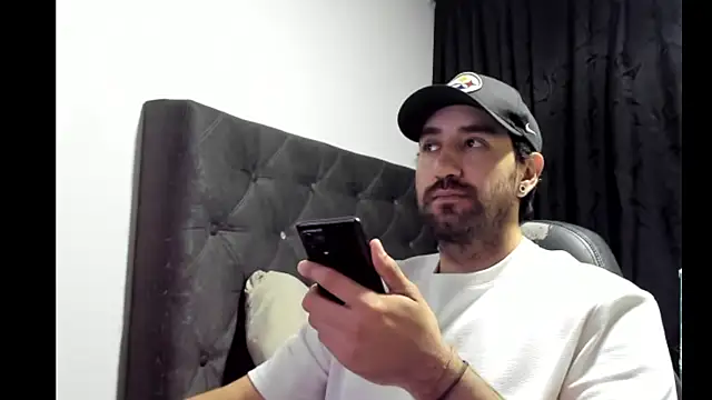 coolfriki online show from November 2025 11:38:02 PM