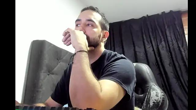 coolfriki online show from February 2026 12:00:01 AM