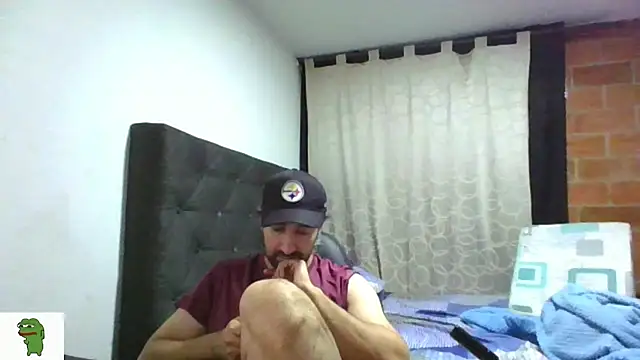 Snapshot of coolfriki chatting on July 2026 02:25:02 AM coolfriki online show from July 2026 02:25:02 AM