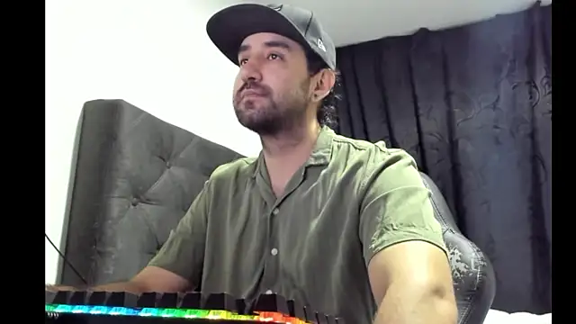 coolfriki online show from January 2026 01:56:02 AM