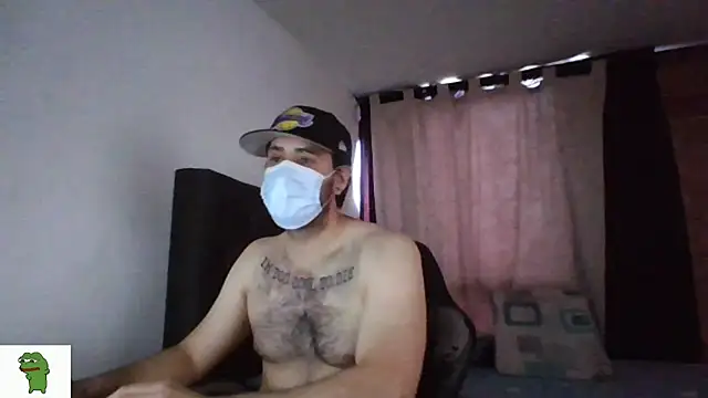 Snapshot of coolfriki chatting on July 2026 09:32:01 PM coolfriki online show from July 2026 09:32:01 PM