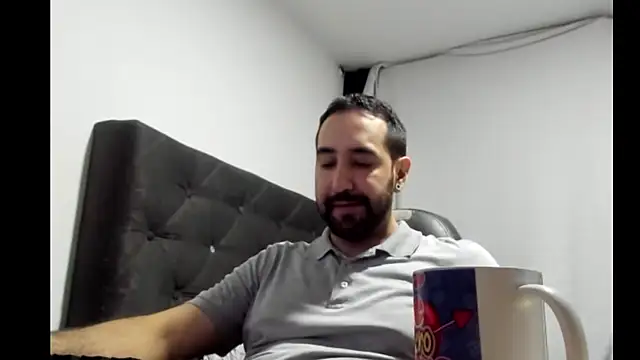 coolfriki online show from February 2026 10:53:02 PM