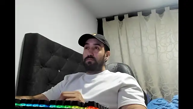 coolfriki online show from March 2026 03:40:02 AM