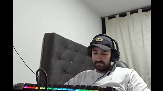 coolfriki online show from April 2026 05:12:01 AM