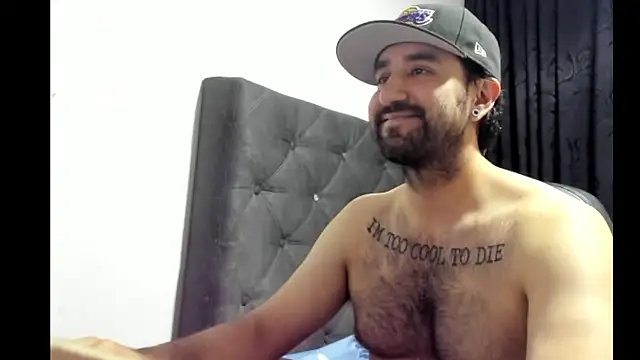 coolfriki online show from December 2025 03:18:02 AM