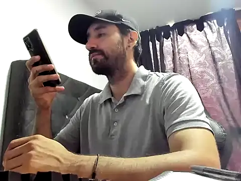 coolfriki online show from October 2025 05:46:02 PM