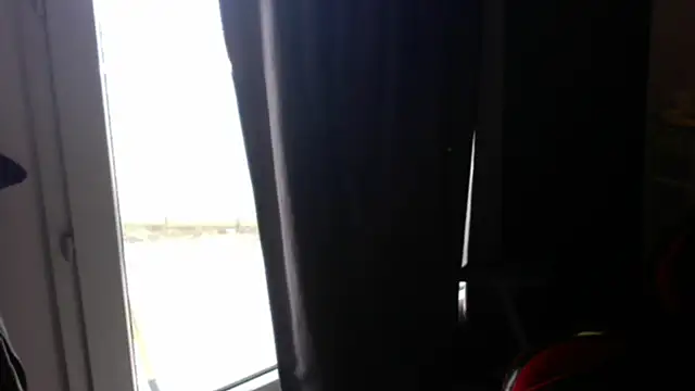 Snapshot of Liroow chatting on March 2026 08:19:01 AM Liroow online show from March 2026 08:19:01 AM