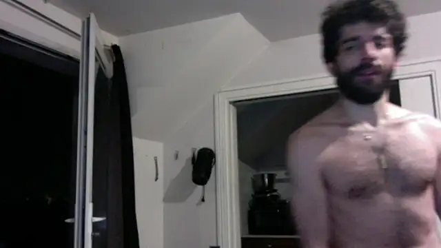 Liroow online show from March 2026 02:00:02 AM