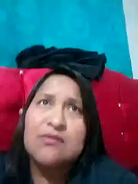 Snapshot of lucia00xx chatting on October 2025 02:21:03 AM lucia00xx online show from October 2025 02:21:03 AM