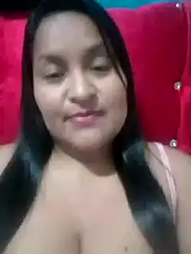 lucia00xx online show from November 2025 02:04:01 AM