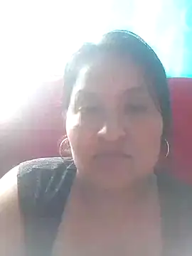 lucia00xx online show from November 2025 05:16:01 PM