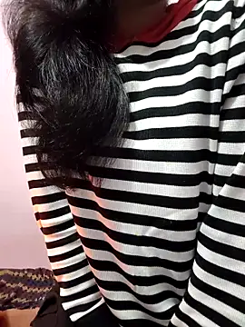 anjali2351 online show from February 2026 07:57:01 PM