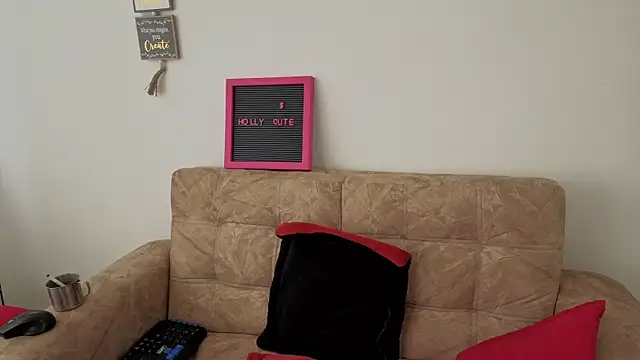 Snapshot of hollycute__ chatting on November 2025 06:44:01 PM hollycute online show from November 2025 06:44:01 PM