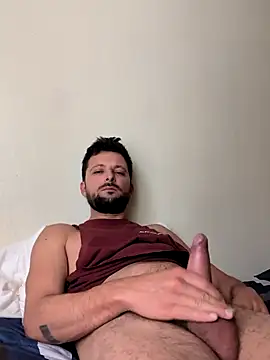 felipelon07 online show from November 2025 05:36:02 PM