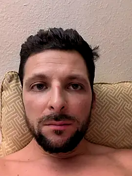 felipelon07 online show from December 2025 03:05:02 AM