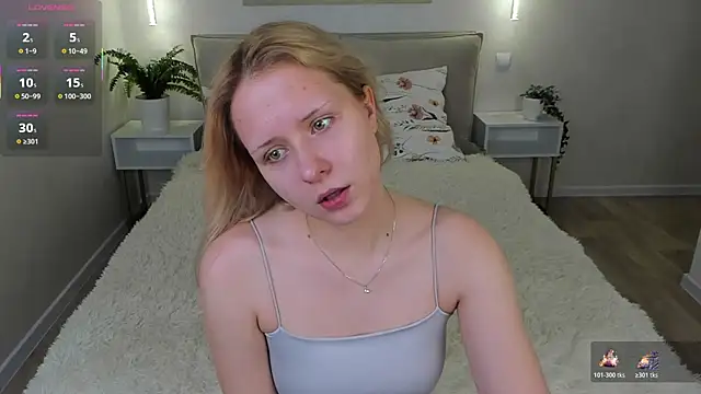 Mol l y online show from November 2025 02:28:02 PM