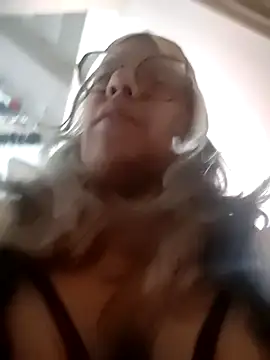 Abby 2-1 online show from December 2025 08:25:01 PM