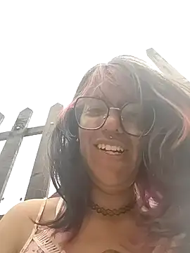 Abby 2-1 online show from October 2025 07:56:02 PM