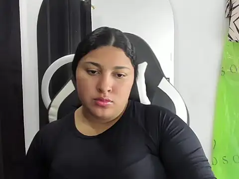 Snapshot of Baby_Latin chatting on November 2025 04:13:01 AM Baby Latin online show from November 2025 04:13:01 AM