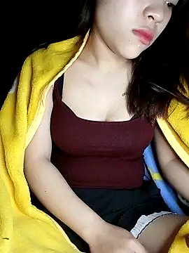 Lyly69699 online show from December 2025 11:32:02 PM